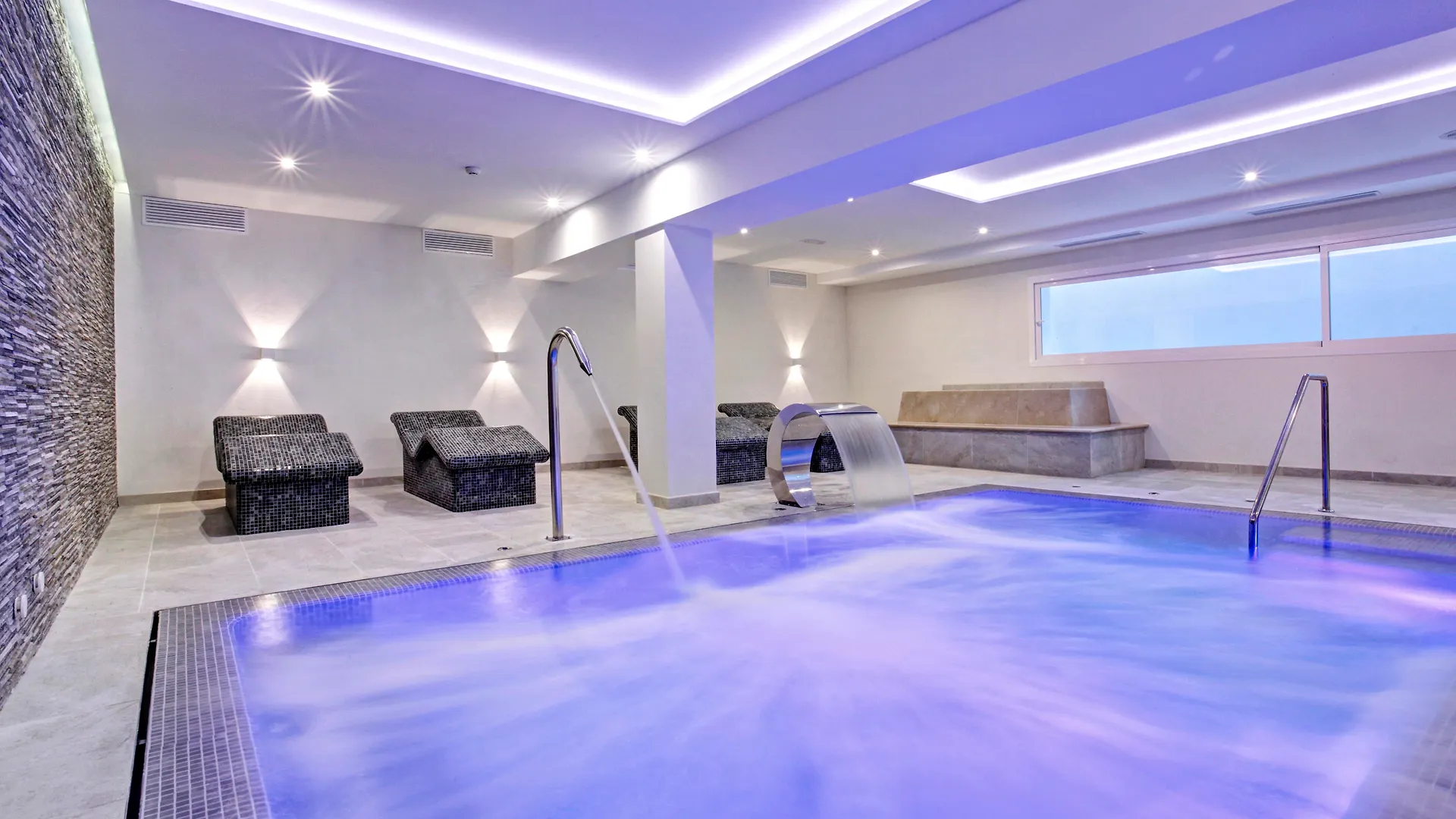 Grupotel Ibiza Beach Resort - Adults Only Portinatx Hotel